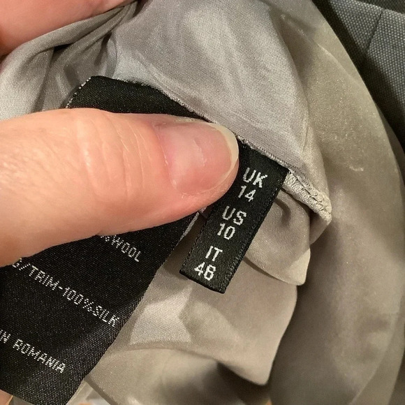 #215 Gorgeous Designer Amanda Wakeley Gray Wool/Silk Dress Size 10 - Picture 9 of 9